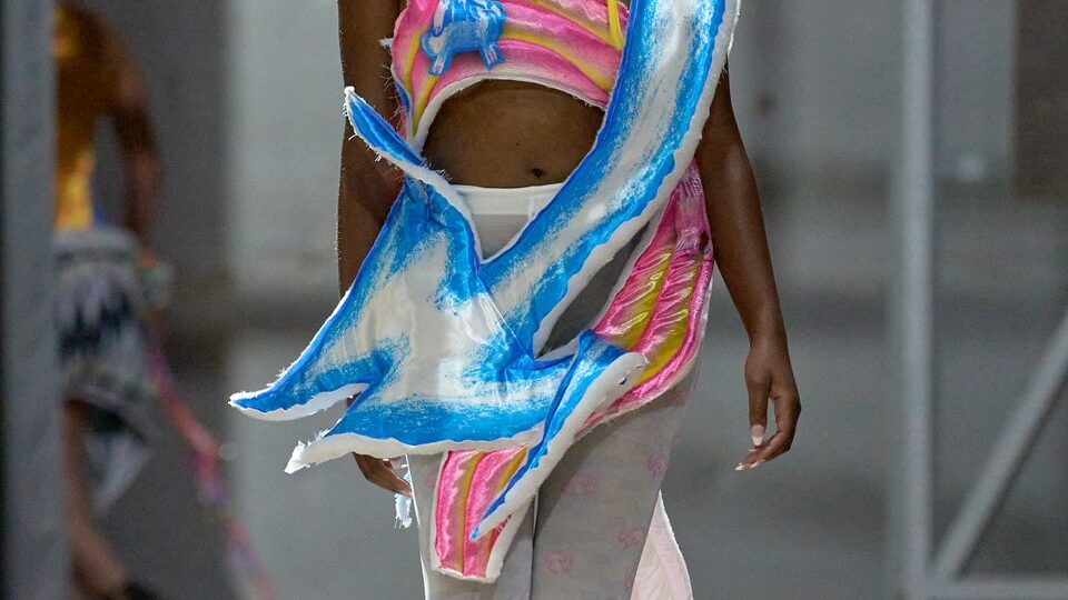 Настолько талантливые творения молодых дизайнеров, что аж зубы стучат и руки трясутся от впечатлений!