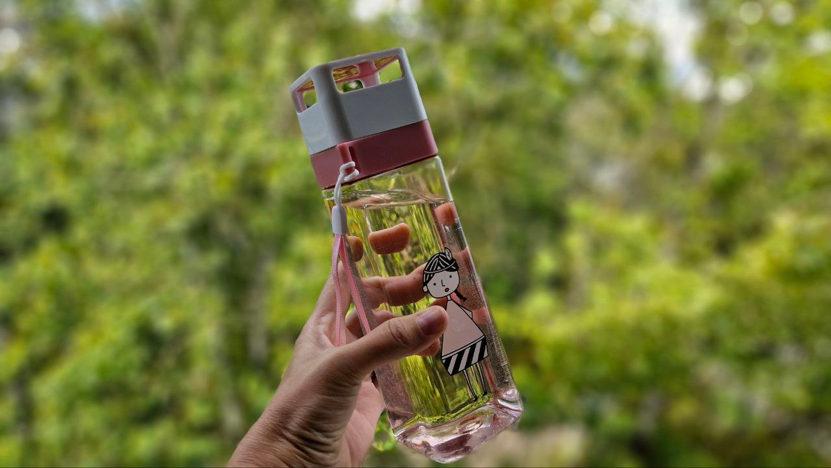 А вот и бутылка )