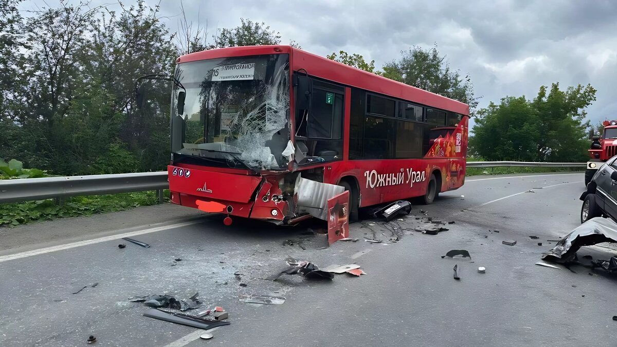 В Ярославле пожилой мужчина в автобусе приставал к маленькой девочке