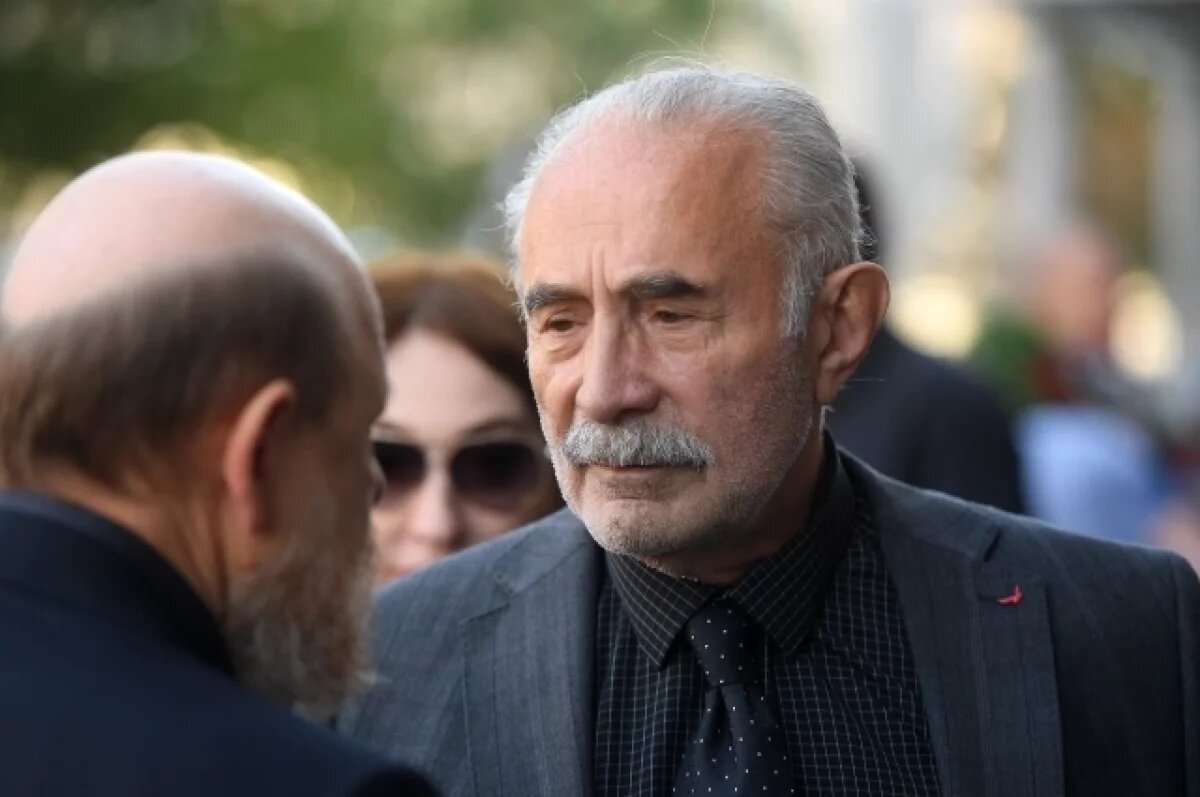    Скончался бывший советник Путина Асламбек Аслаханов