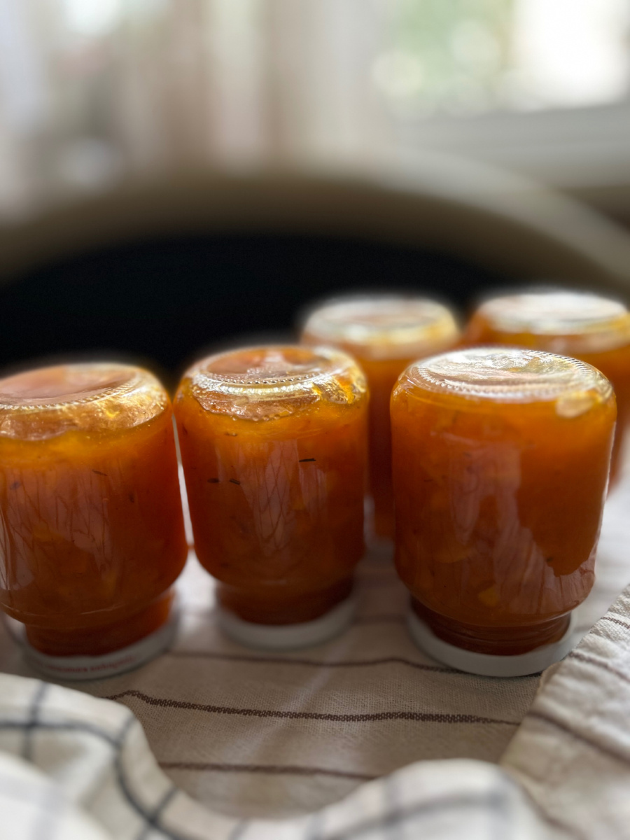 Любое варенье - особое колдовство, доступное всем, но не у всех получается. Фото автора