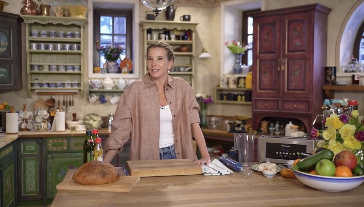 скрин с видео @juliavysotskayaofficial