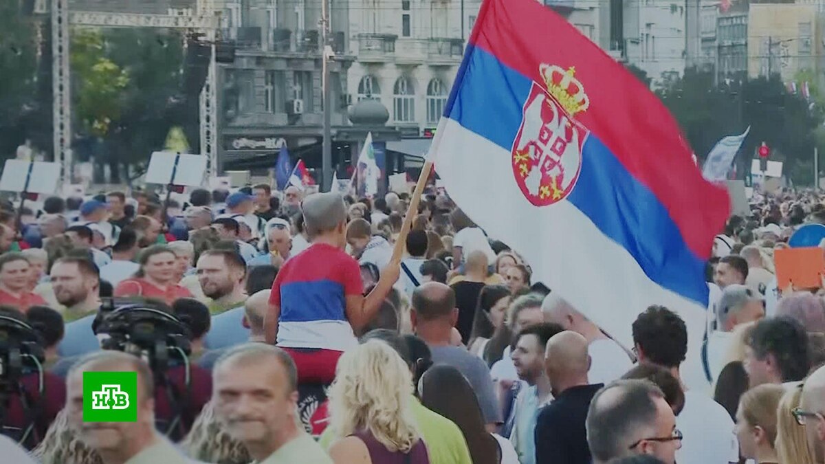    Сербы устроили многотысячный митинг против разработки месторождений лития