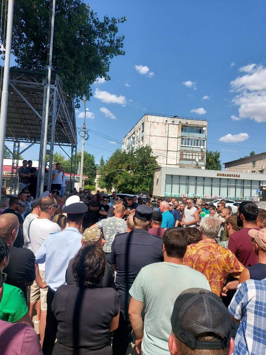 Народный сход в Иловле. Что теперь скажет Гель?