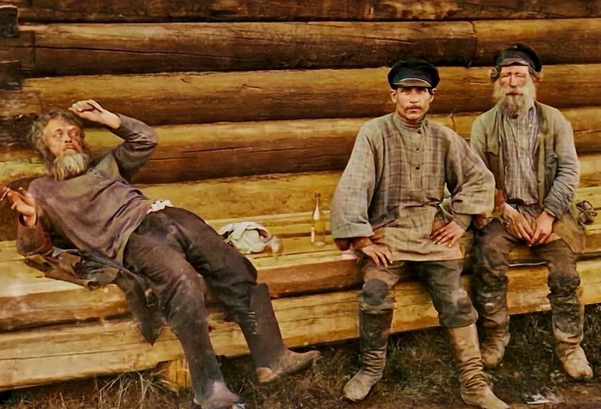 Крестьяне в селе