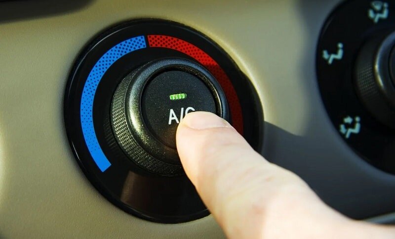 Кнопки в автомобиле, которая мы напрасно редко используем: привожу примеры