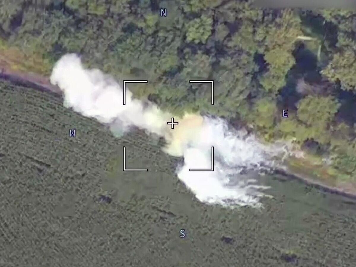    Уничтожение бронетехники ВСУ в приграничном районе Курской области© РИА Новости / Пресс-служба Минобороны РФ