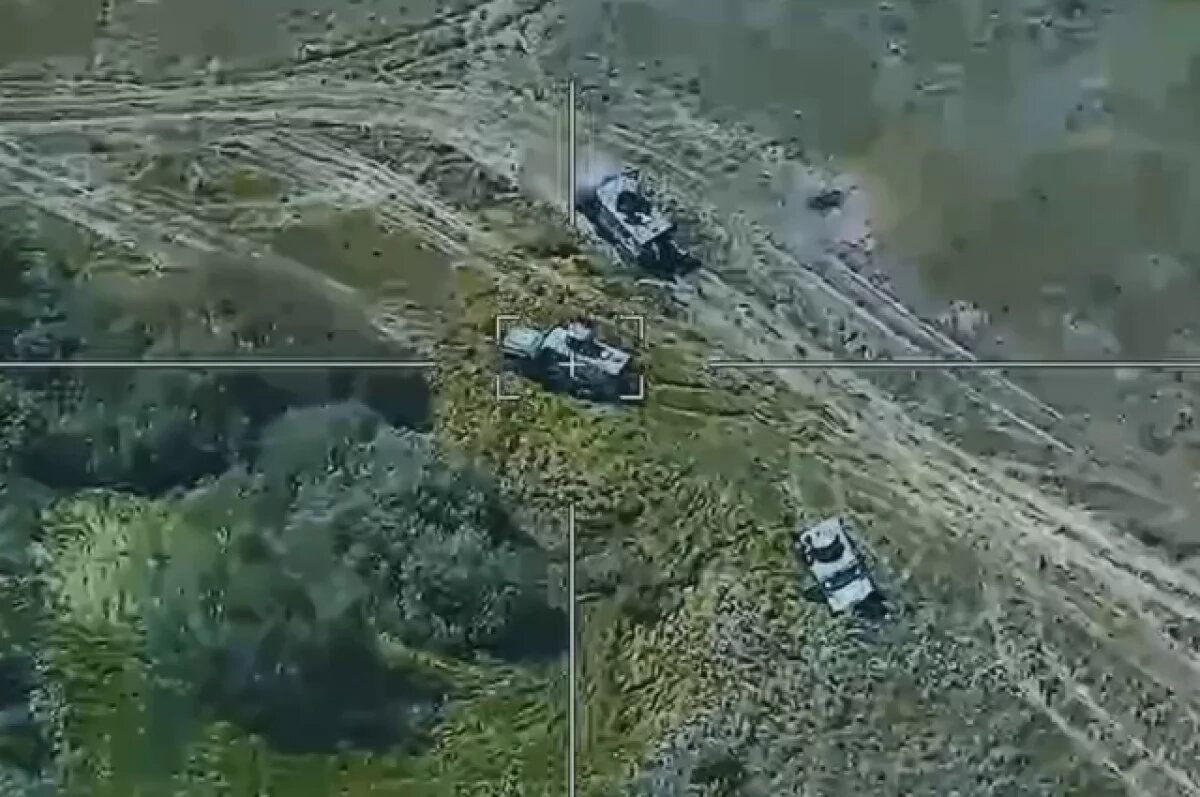    «РВ» показала, как армия РФ сжигает бронетехнику ВСУ в Курской области