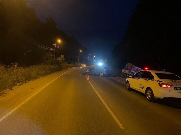     Место столкновения Опеля и Газели около Березовского. Фото: Госавтоинспекция Свердловской области.