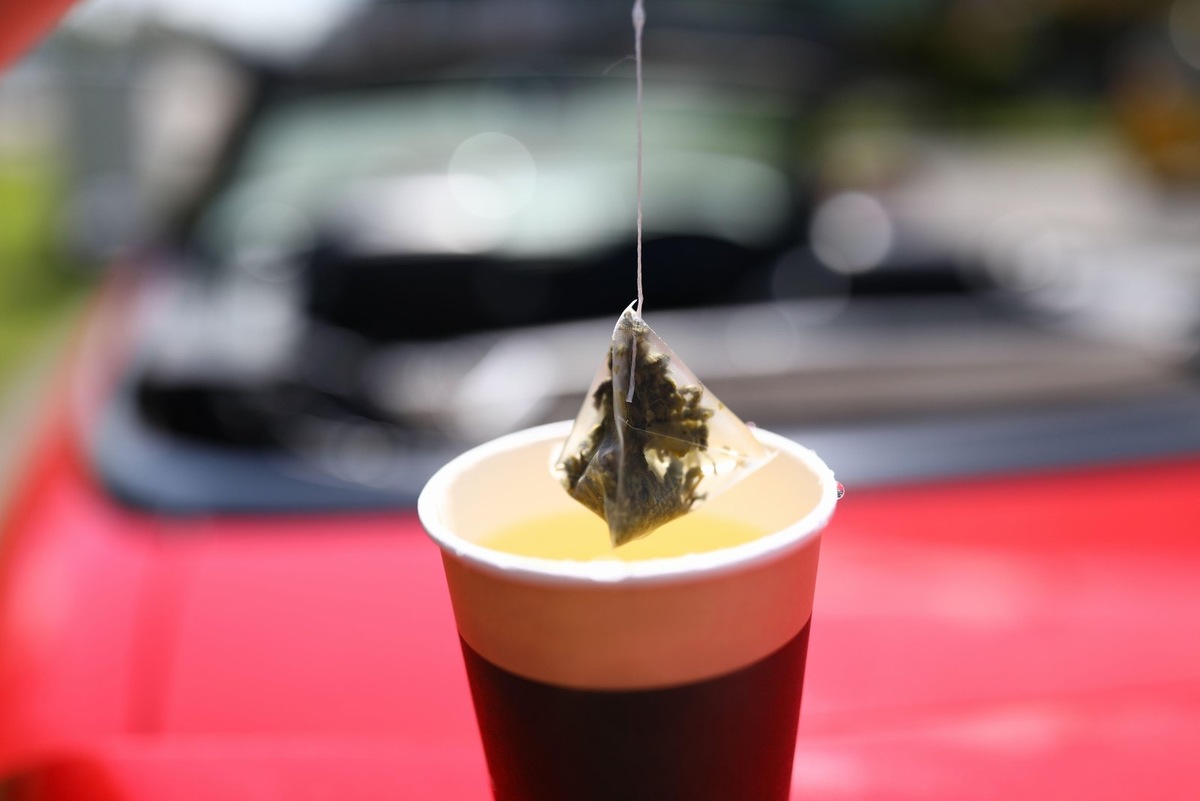    Считается, что для приятного запаха достаточно всего одного пакетика, но все зависит от масштаба «катастрофы».