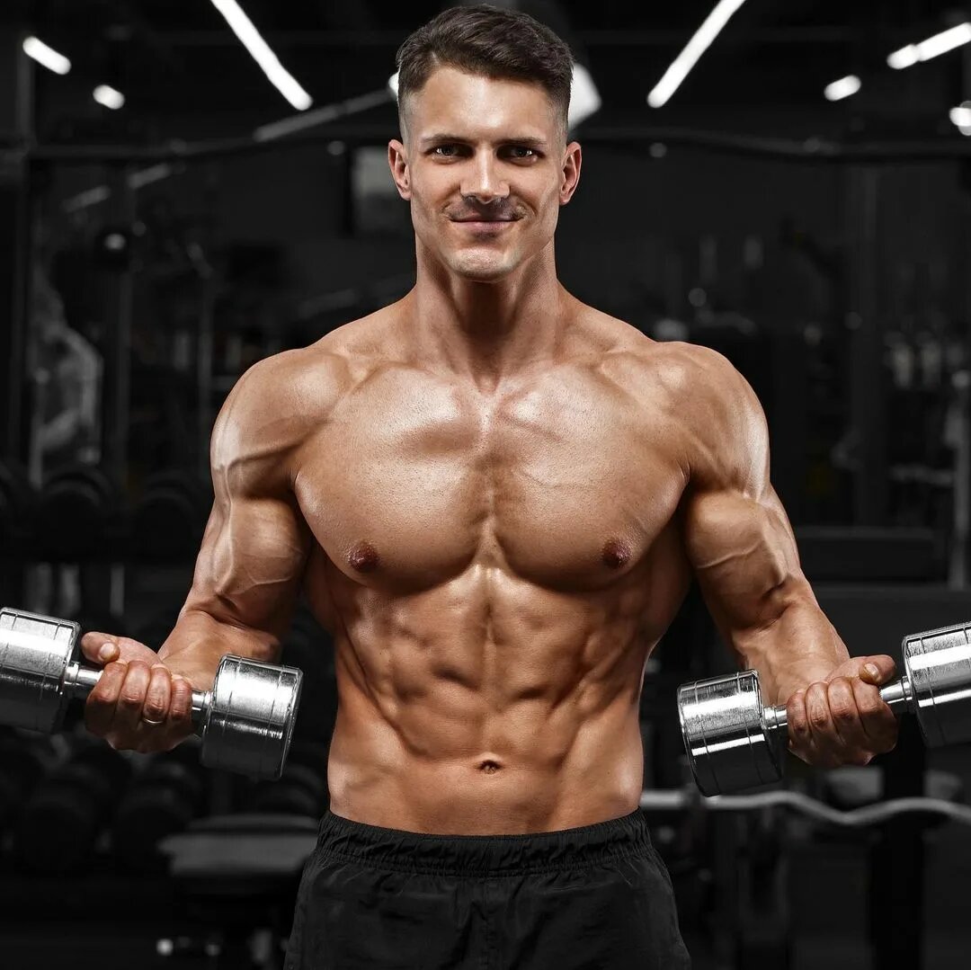 качать мышцы