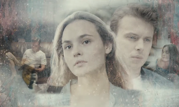 Ангелина Стречина в роли Агнии и Андрей Удалов в роли Гарика. 