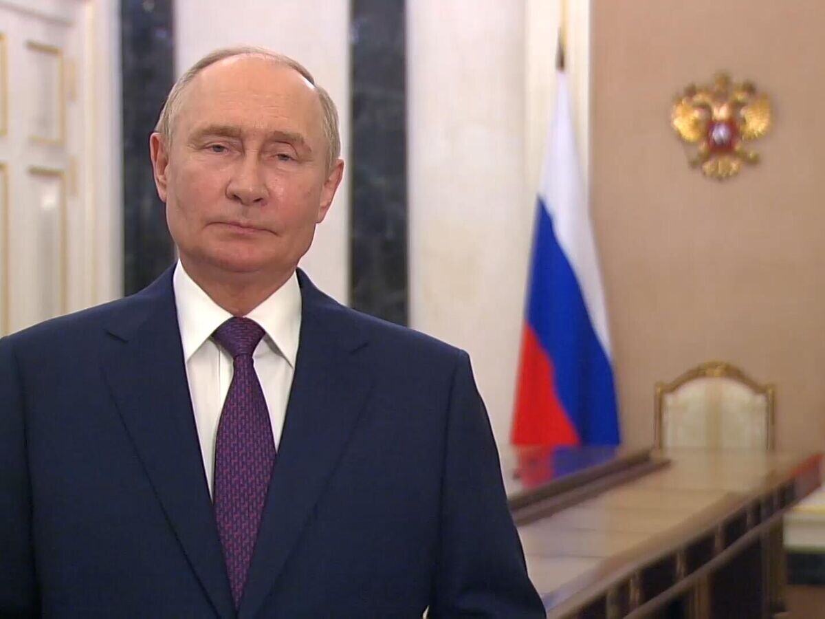    Обращение Путина по случаю открытия форума "Армия-2024"© Пул