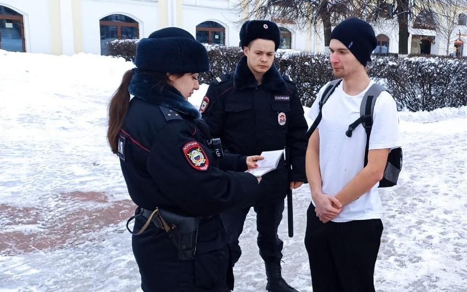 - Что-то мне ваш вид кажется подозрительным, а давайте проедем на освидетельствование...