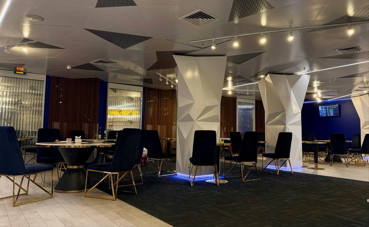 Бизнес зал в Санкт-Петербурге аэропорта Пулково - фото автора 