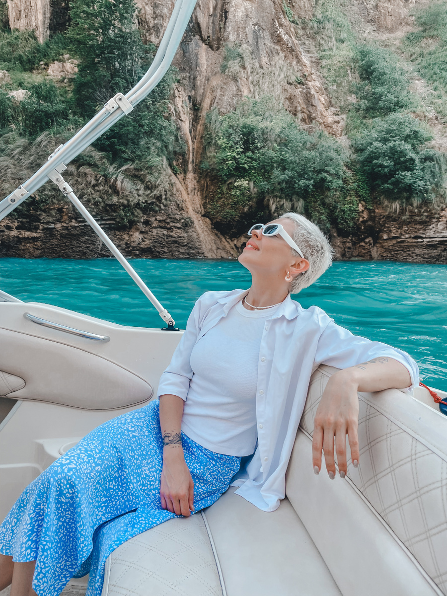 Прогулка на катере по Сулакскому каноьну