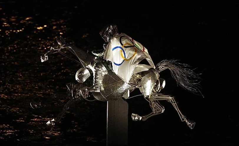 Как же долго он скакал! Более затянутого шоу я не могу себе представить