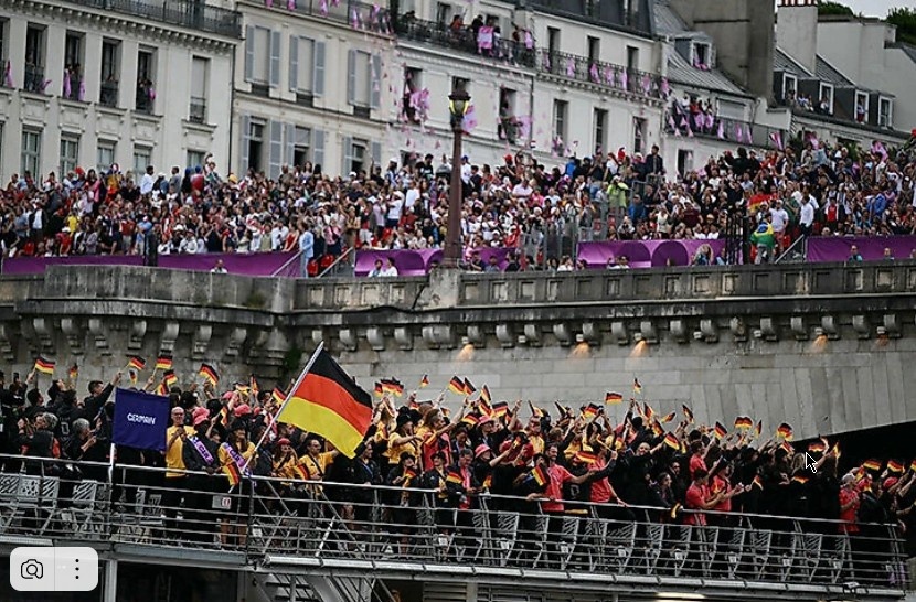 А вот и спортсмены - шпроты