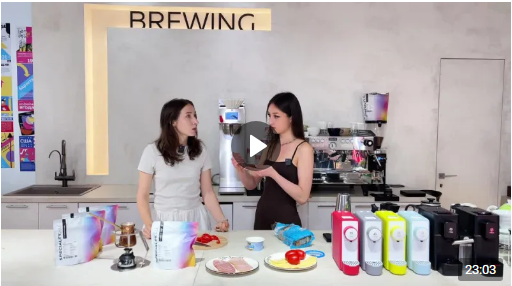 Заварили зерно от Specialty в турке, приготовили сэндвичи с вкусными русскими помидорами и поболтали о китайской культуре: 