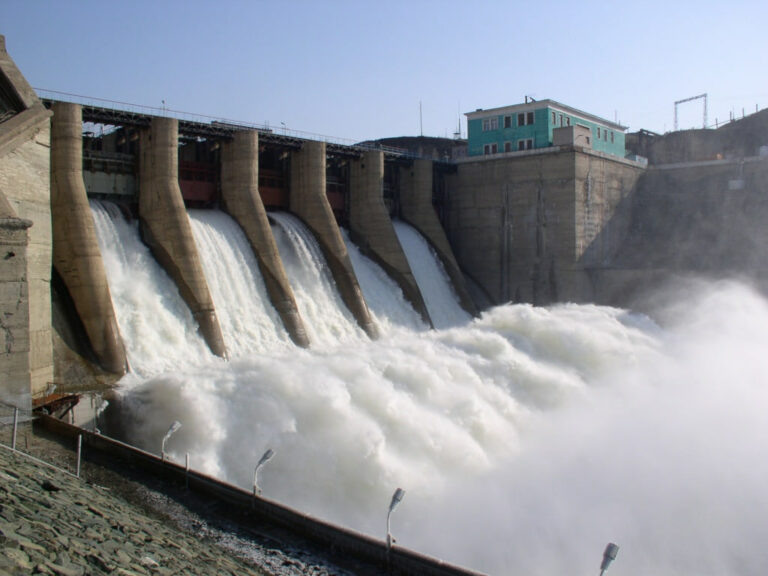    Объем сброса воды с Ириклинского гидроузла на протяжении 4 дней остается стабильным Белов Михаил Александрович