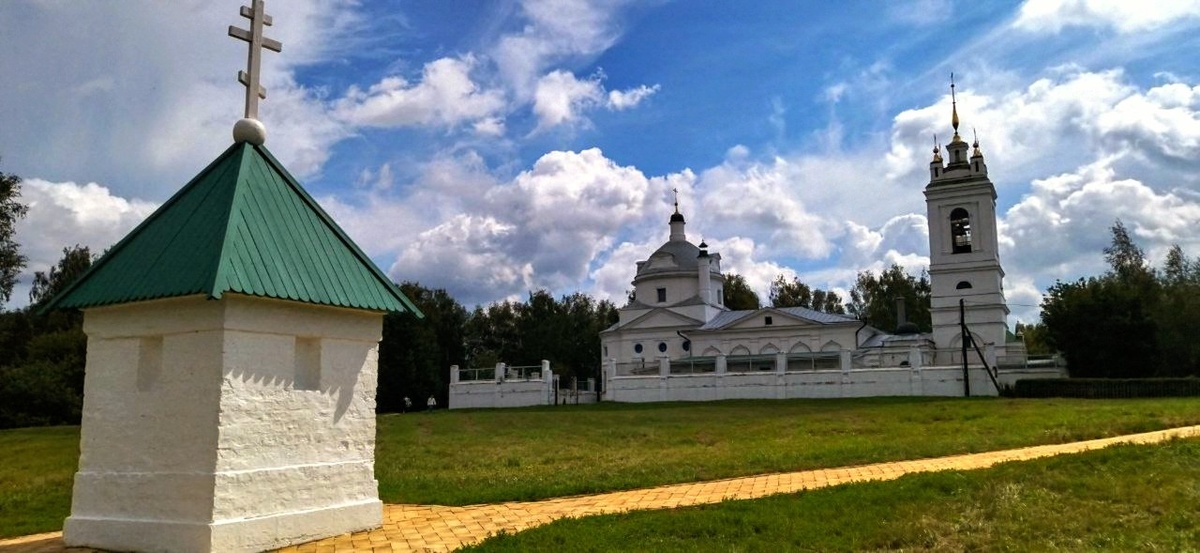 Казанская церковь в Константиново