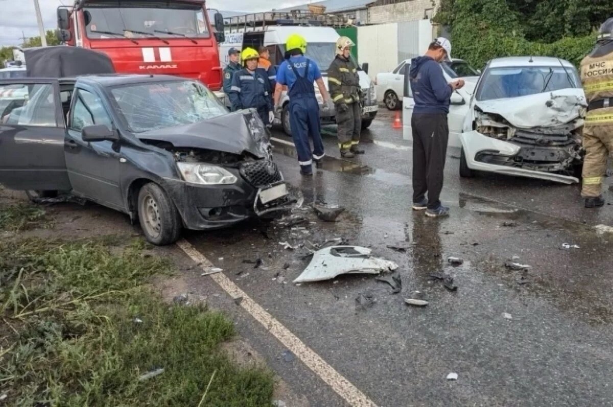    В Тольятти в жестком ДТП «Гранты» и «Датсуна» пострадали три человека