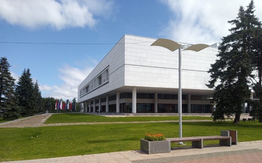 Ленинский мемориал, визитная карточка города с музеем и концертным залом