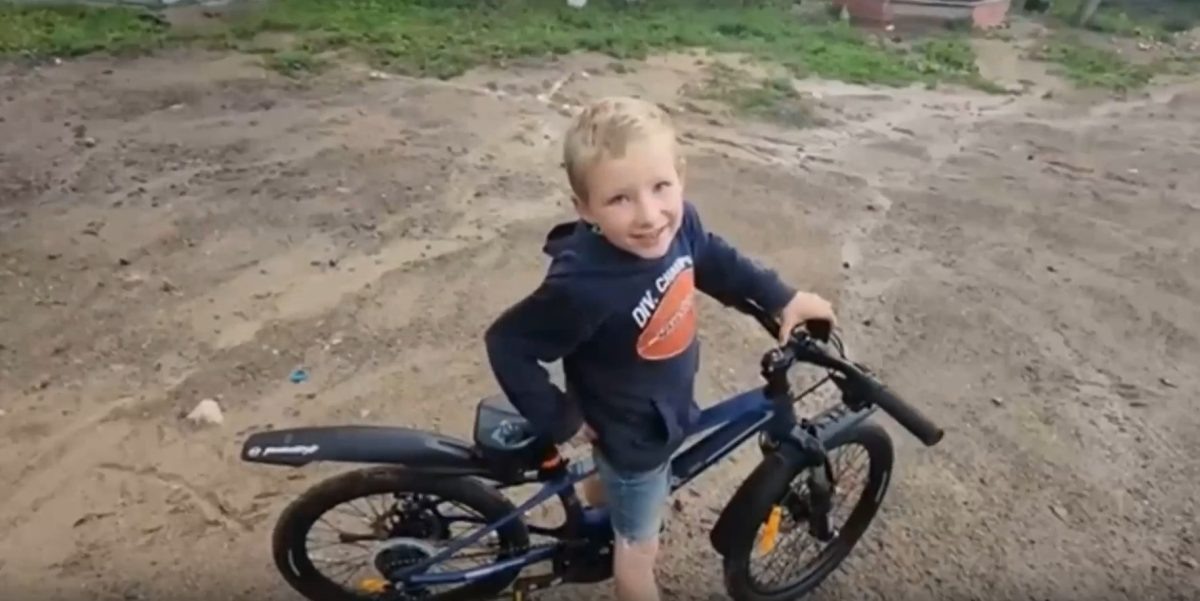    Велосипед канадцам подарил один из подписчиков канала