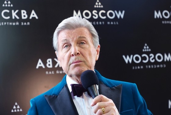    Лев Лещенко