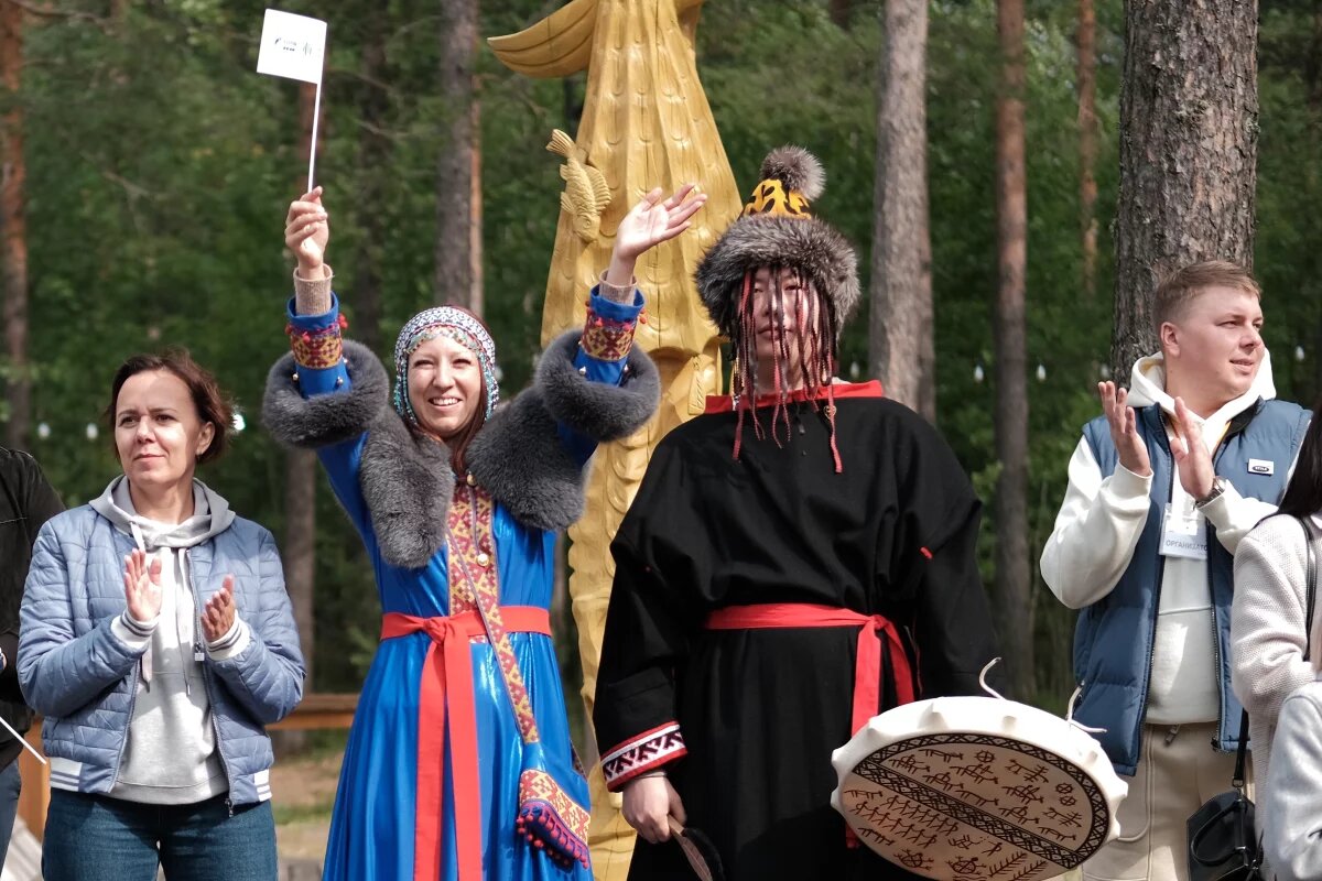    На Ямале прошел праздник традиционной культуры «Теплый Север»