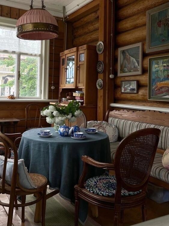 https://i.pinimg.com/564x/0a/07/e9/0a07e98ea65fad3e35a171a132de926d.jpg