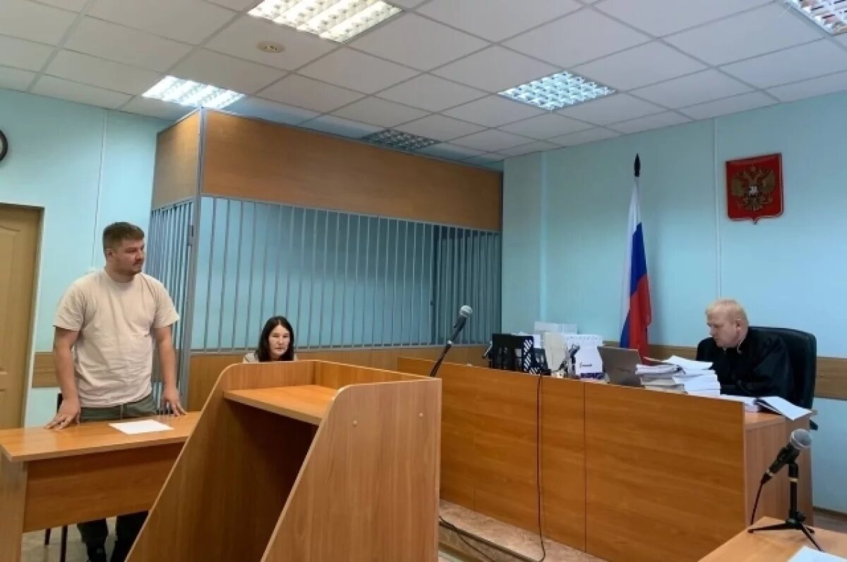    Обвиняемому в хищении 63 млн руб. суд разрешил выезжать из Удмуртии
