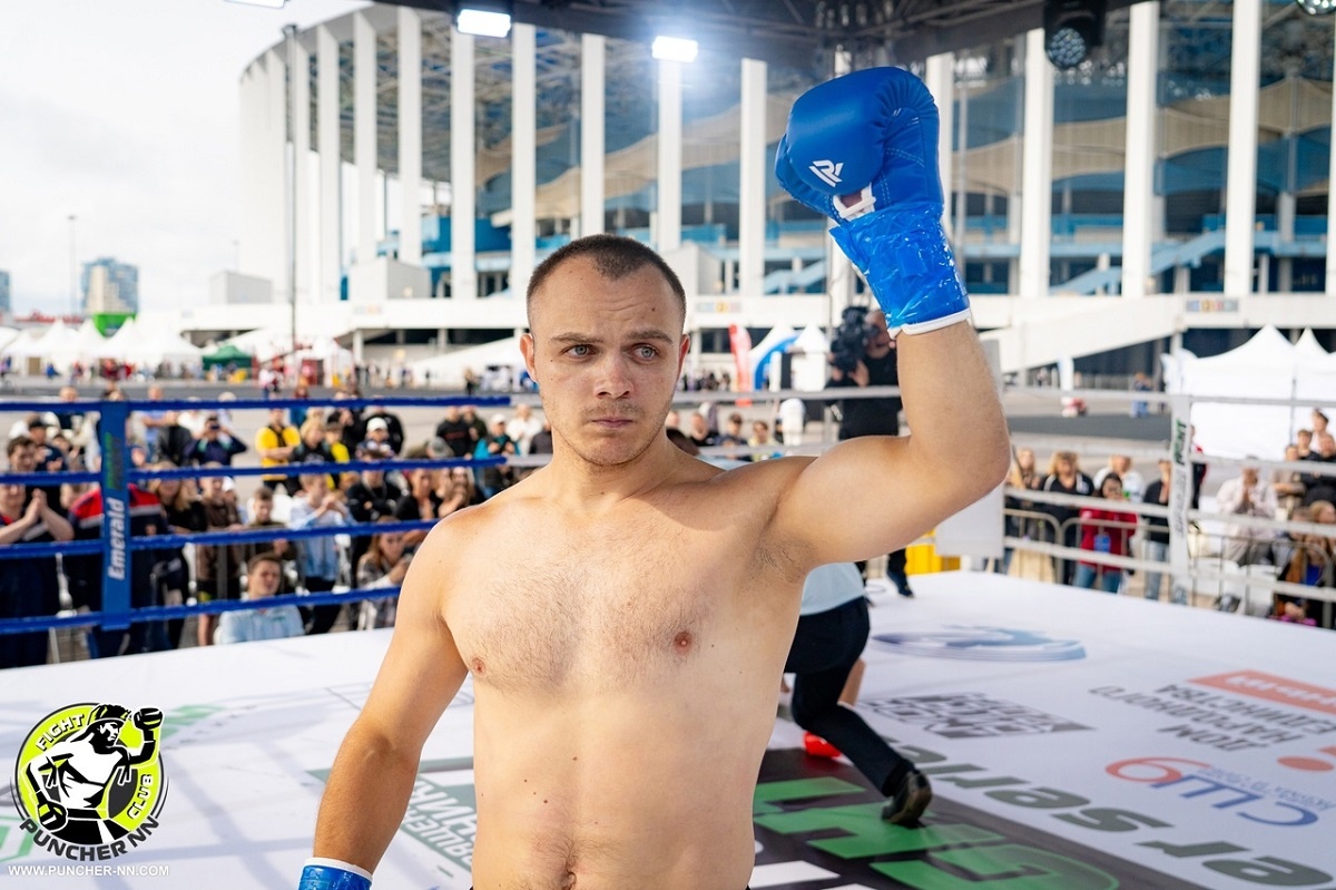    Сергей Прохоров быстро завершил главный бой турнира