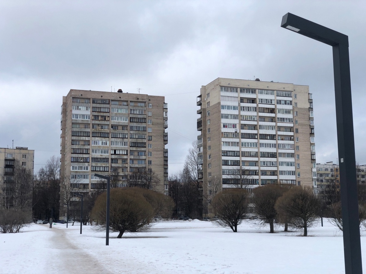 Дома-близнецы на "сцепке", Санкт-Петербург, ул. Замшина, д. 25, корп. 3 и корп. 4