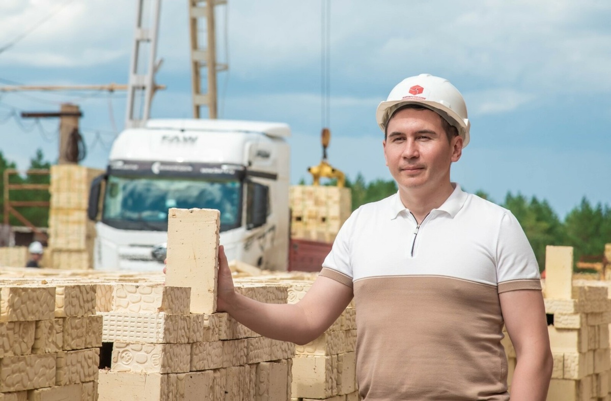 ГК "КирпичХолдинг"