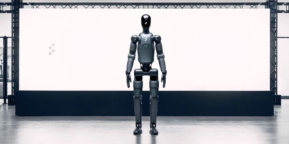 Американская компания Figure разработала универсального человекоподобного робота F.02