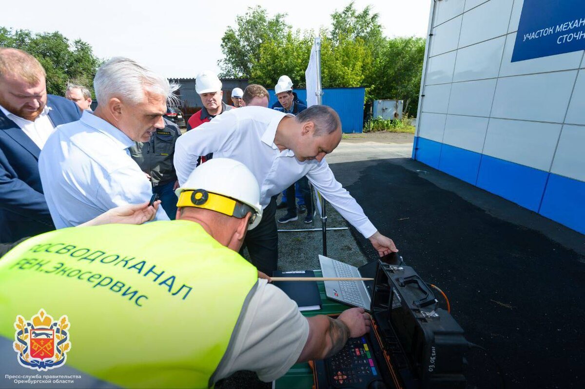  📷    Денис Паслер проконтролировал ход восстановительных и строительных работ в Орске Марина Шарт