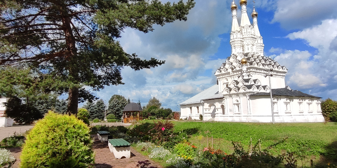 Иоанно-Предтеченский монастырь на окраине Вязьмы - чудесная обитель с особой атмосферой