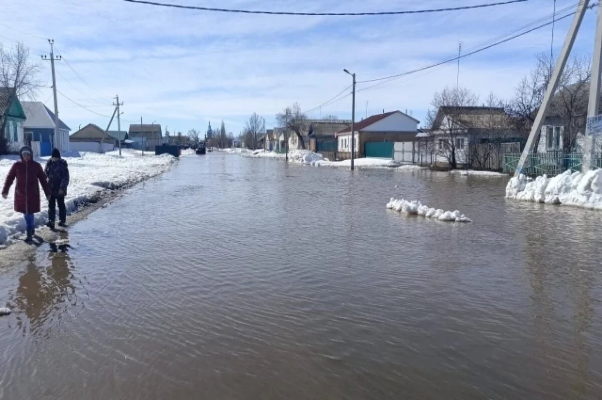    Краснохолм - один из первых населённых пунктов, подвергшихся затоплению