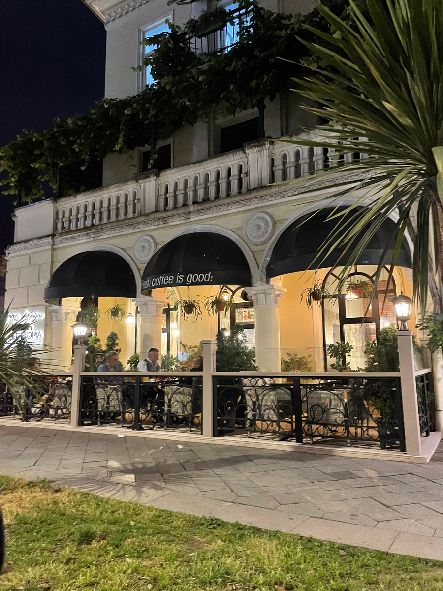 Где снимали фильм «Любовь и голуби»