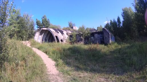 Небольшая видеоэкскурсия по бункеру заброшенных позиций С-25 