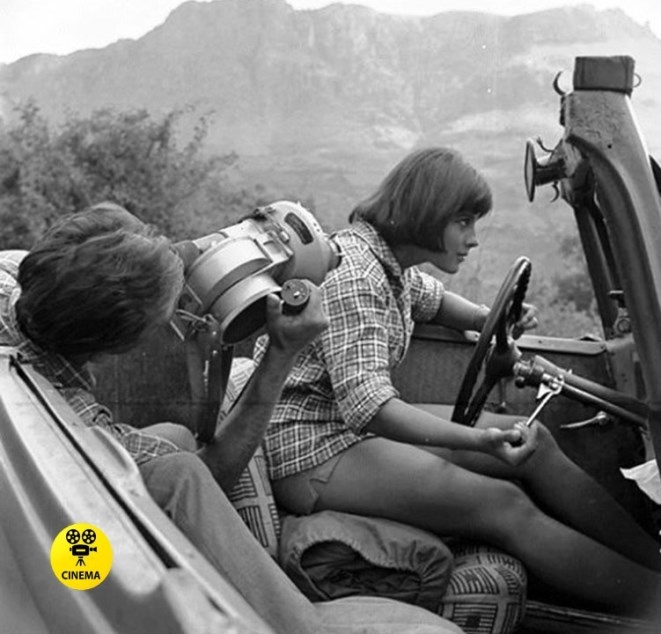 На съёмках фильма "Кавказская пленница, или Новые приключения Шурика" (1967).