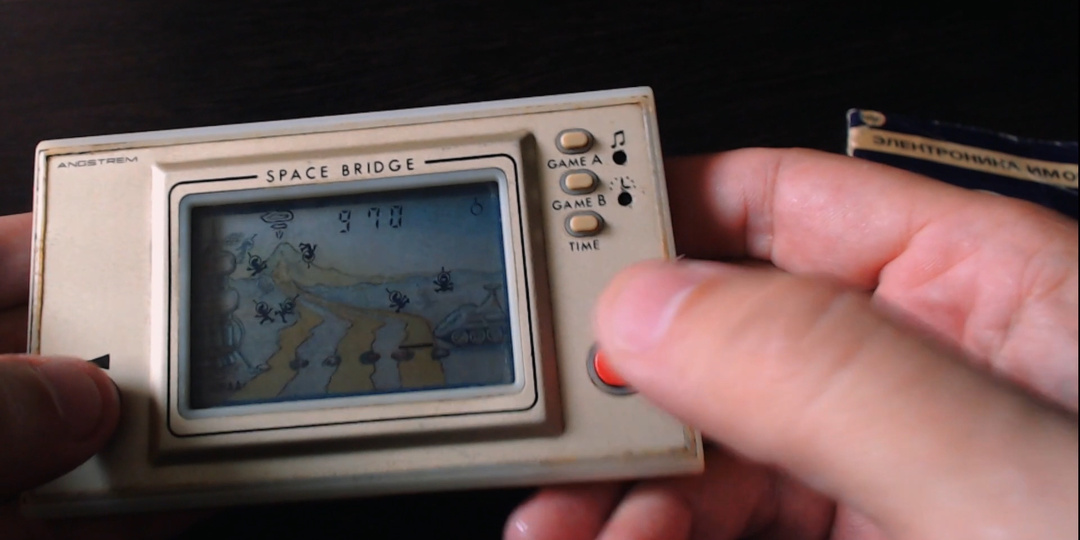 Развлечения и шалости нашего детства: назад в 1990-е