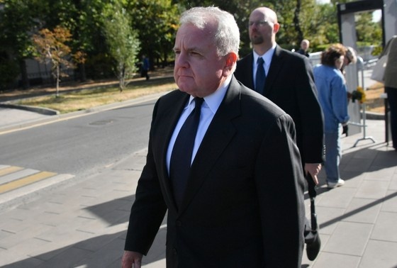    Джон Салливан