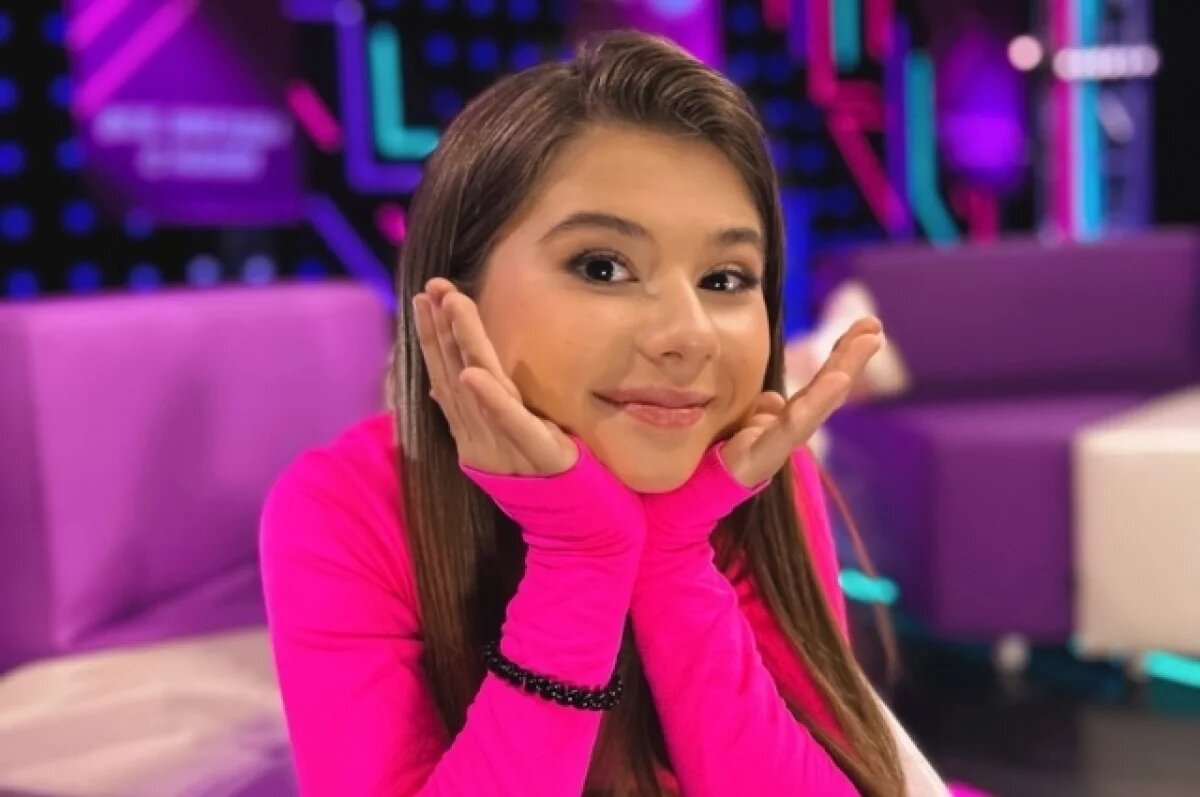    Блогер Милана Хаметова из-за блокировки YouTube ежемесячно теряет миллионы