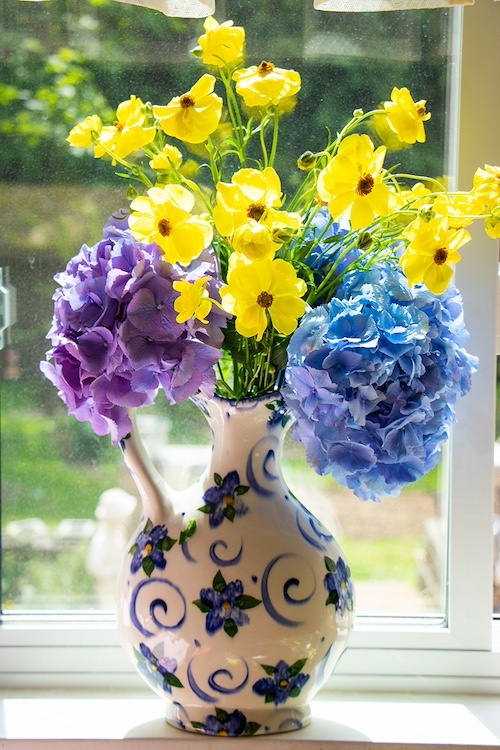 Ваза ручной работы местной гончарной мастерской, 1956 год.