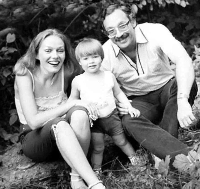 Фото: соцсетиМаксим Дунаевский с Натальей Андрейченко и сыном Дмитрием