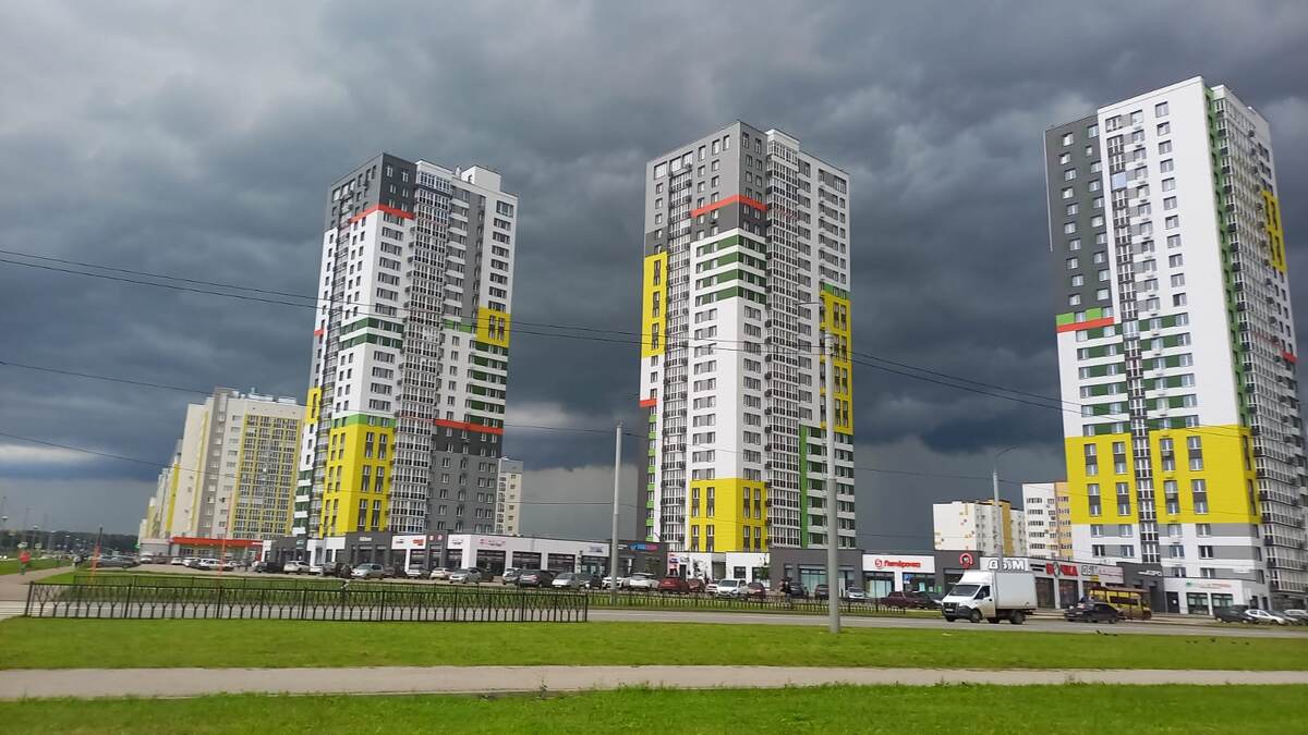 Район Сити молл. Три капитана. Офис мой в одной из 25 этажи. Фото автора.