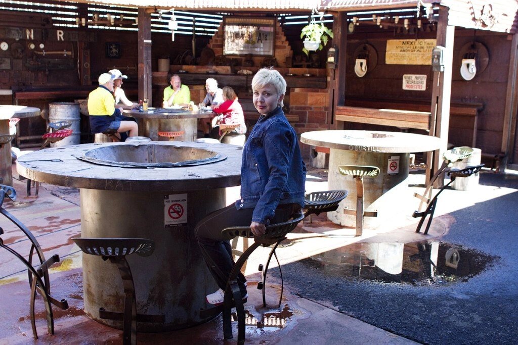 Автор в 2013 году. Австралийский паб