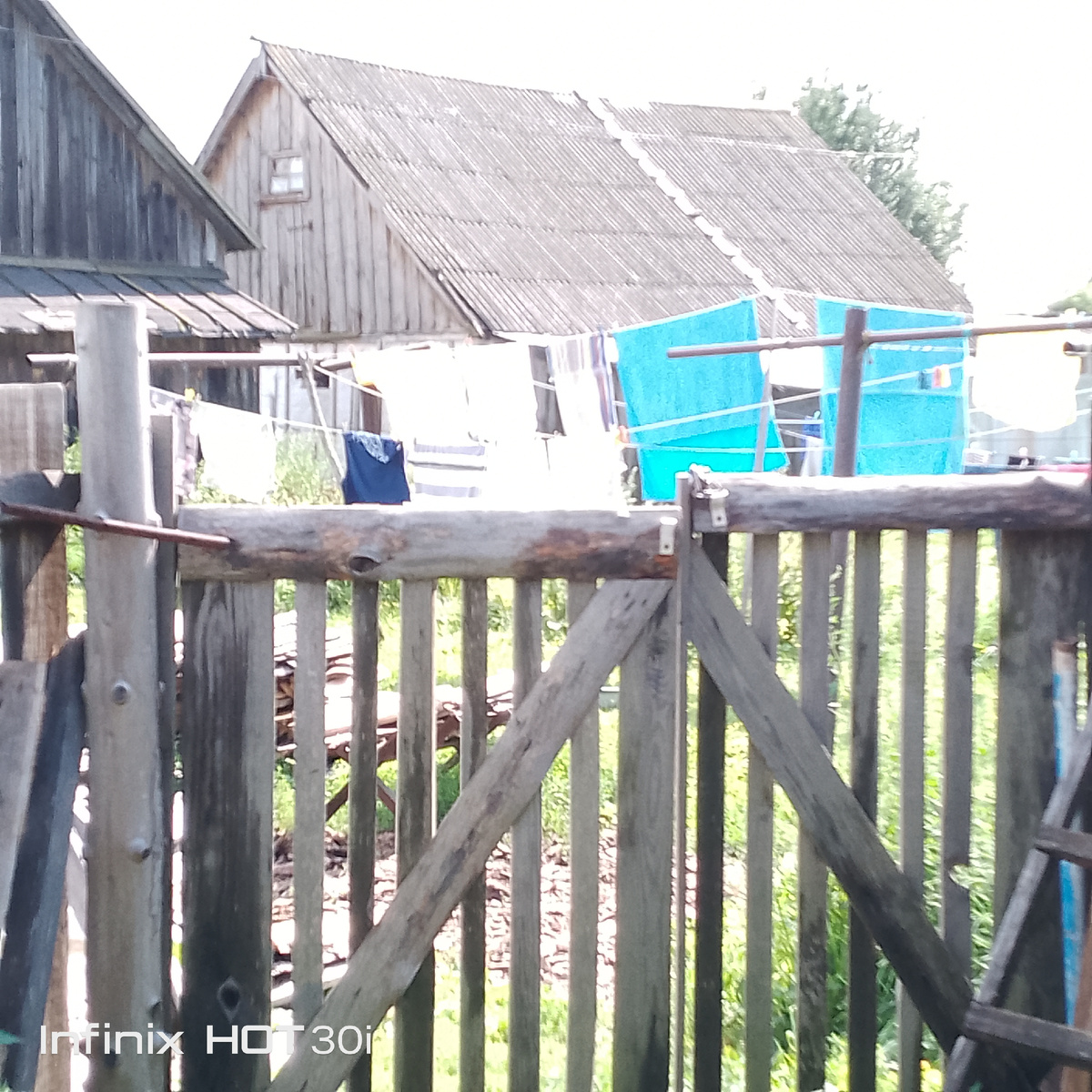 Надеюсь, быстро высушит  август бельё! 